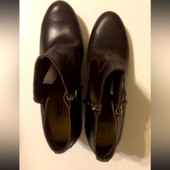 UGG Australia Meredith Wedge Ankle Boots Brown Leather Shearling Lined 9.5/40.5 - Picture 9 of 13